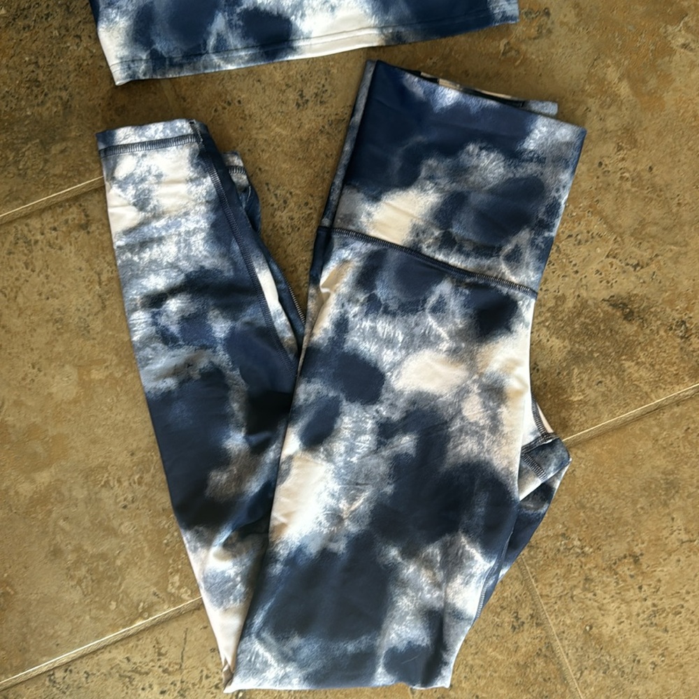 Old Navy Active Set - image 3